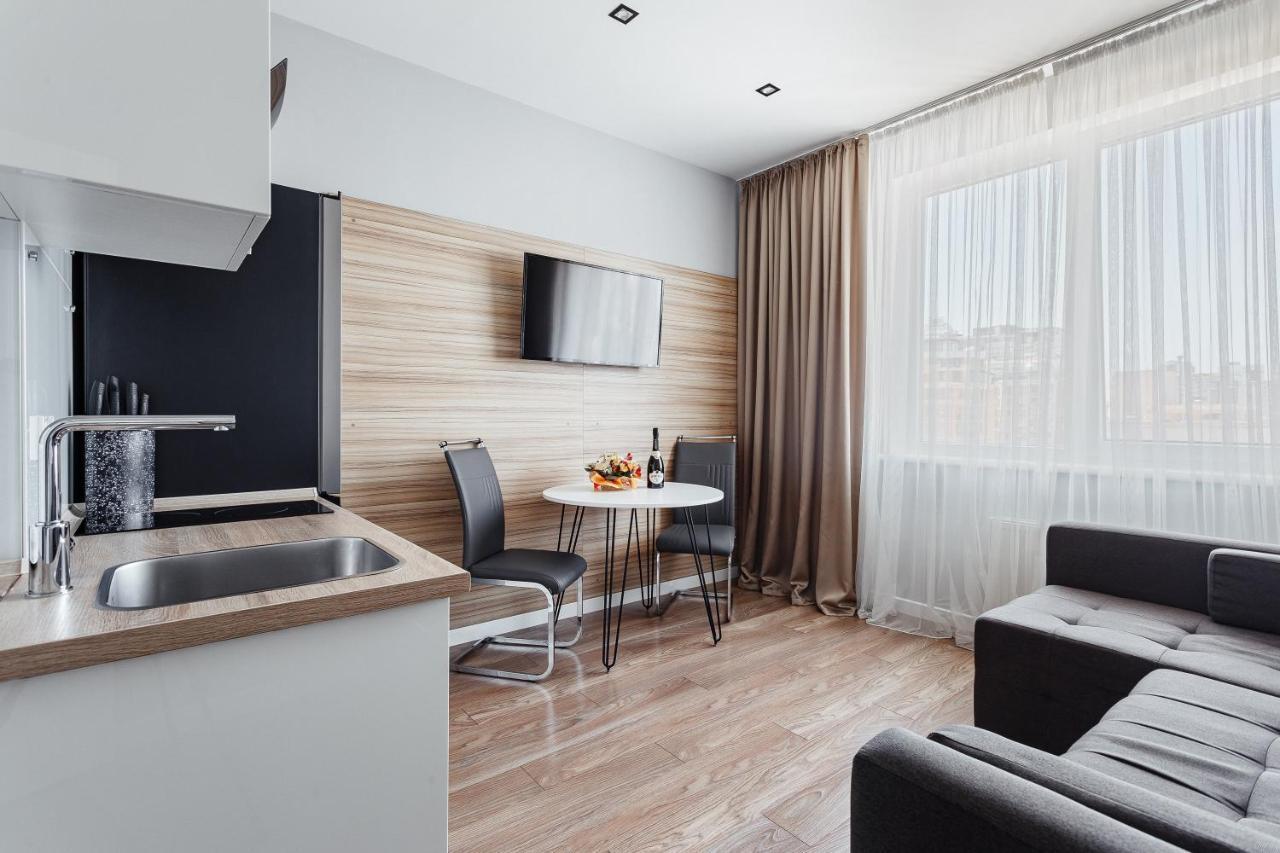 White Apartment in 12 Floor Odessa Buitenkant foto